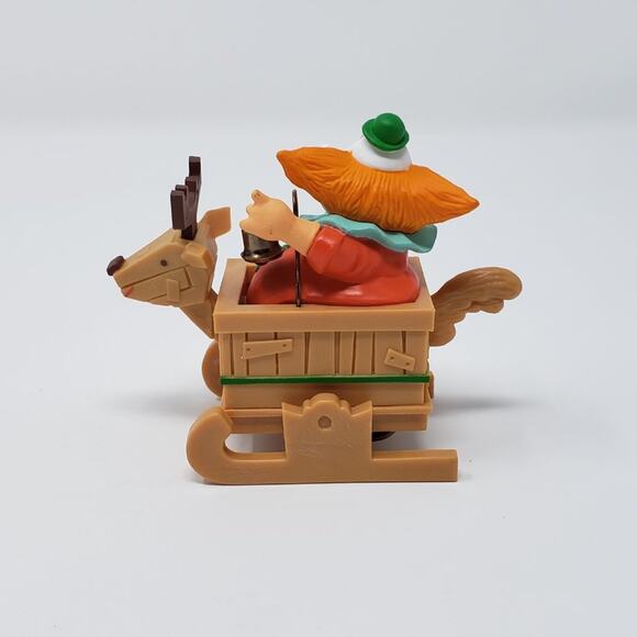 1988 Hallmark Jingle Bell Clown Handcrafted Musical Holiday Christmas Ornament - Picture 5 of 8